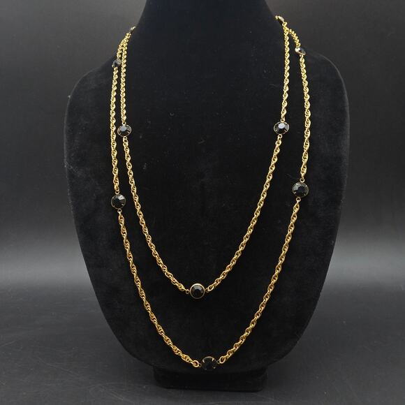 Black Glass Gold Tone Chain Necklace Long Layering Vintage Jewelry - Picture 2 of 7